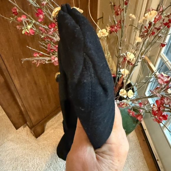 Vintage MM Malama Black Handbag  with Gold Accents 10”wide 7 “ height - Picture 10 of 14